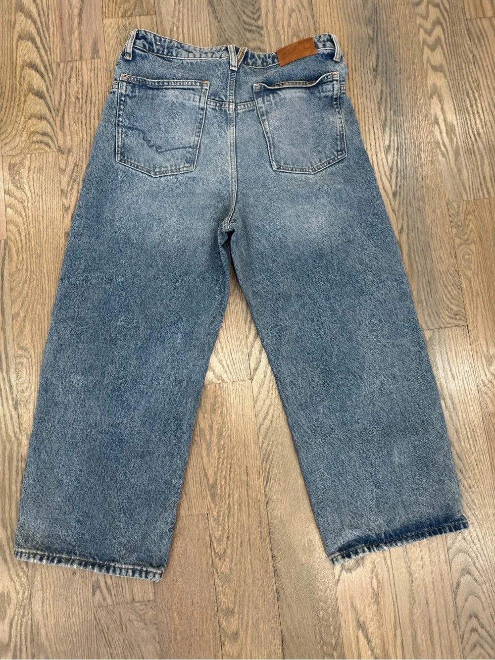 We The Free Relaxed Wide-Leg Light Blue Jeans Women’s 30 ~ WORN ONCE - Picture 3 of 15